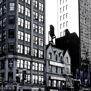 _2112000403.jpg